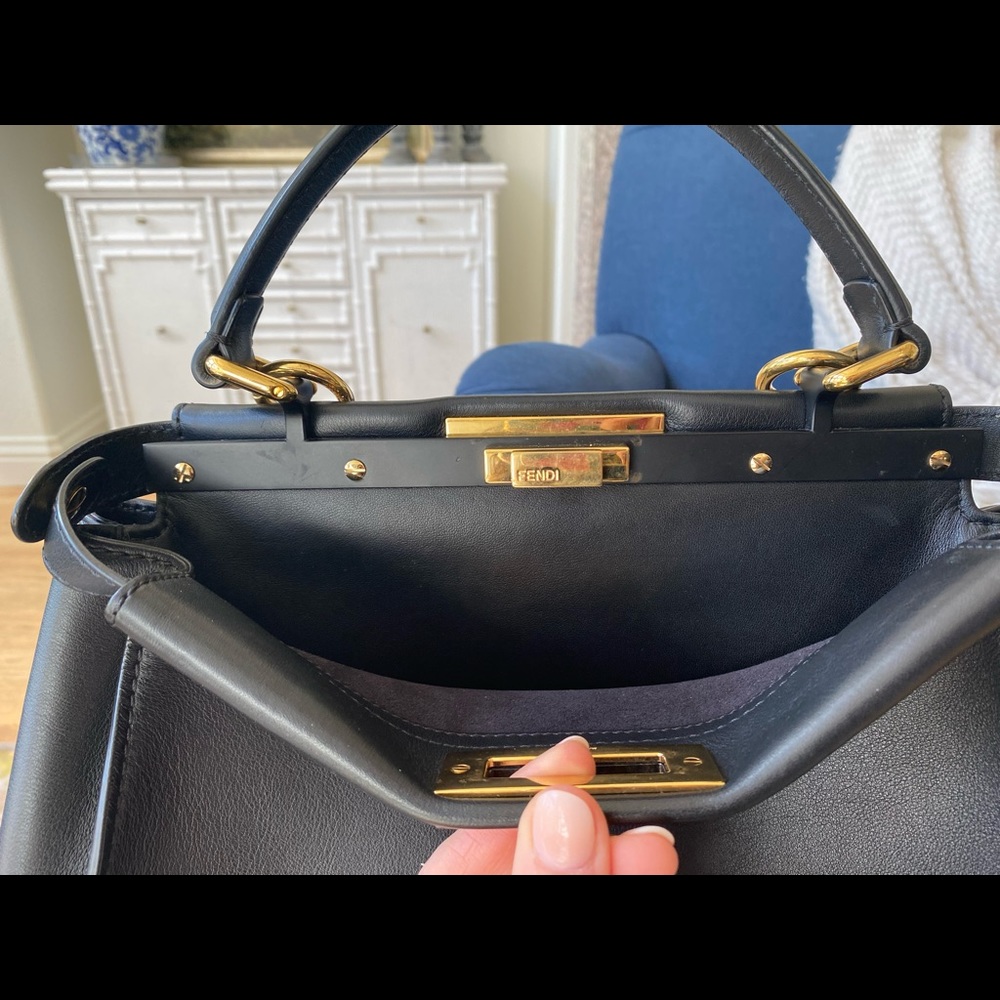 Fendi peekaboo iconic medium